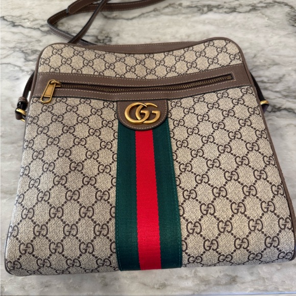 Gucci Handbags - Gucci Messenger Bag